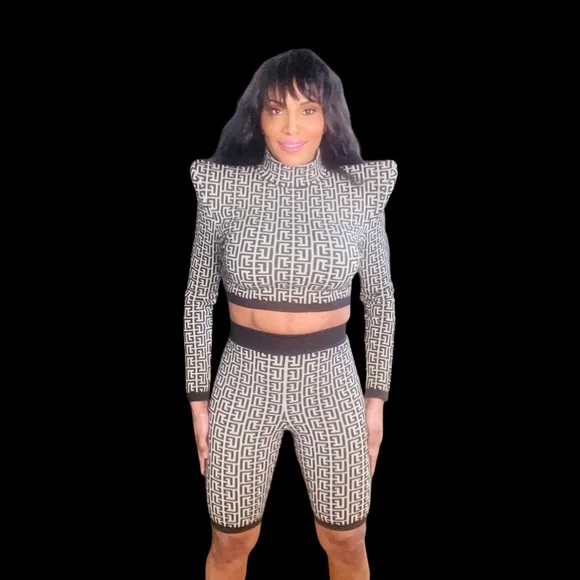 Balmain Monogram Crop Top - Picture 1 of 9